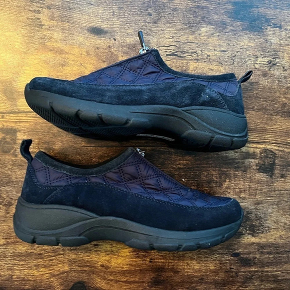 Lands End | womens zip moc shoes. Size: 7B - Picture 10 of 15